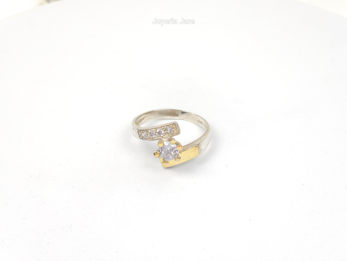 Anillo 62