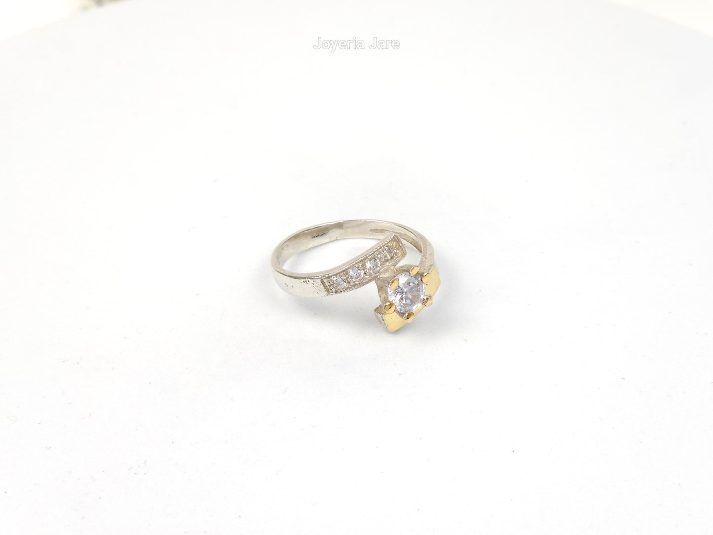 Anillo 62