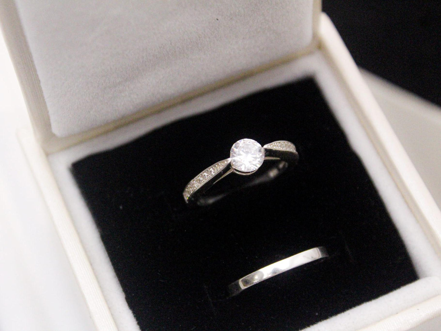 Anillo 48