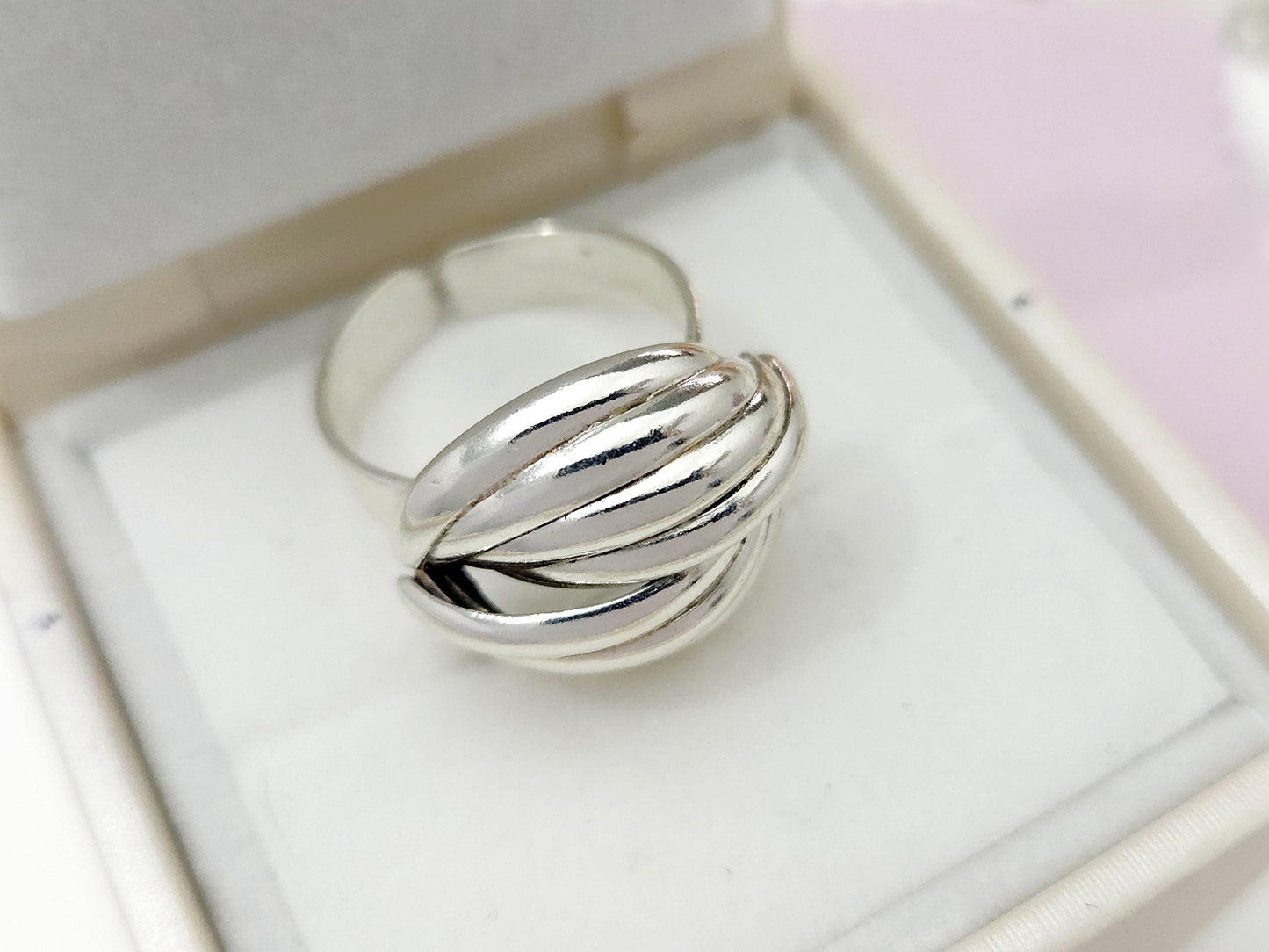 Anillo 114
