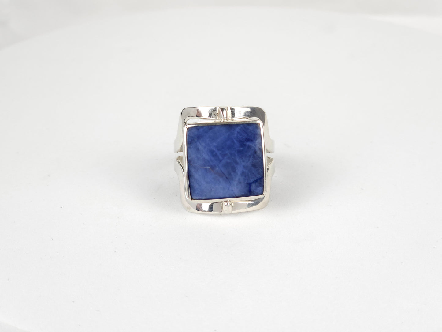 Anillo 107