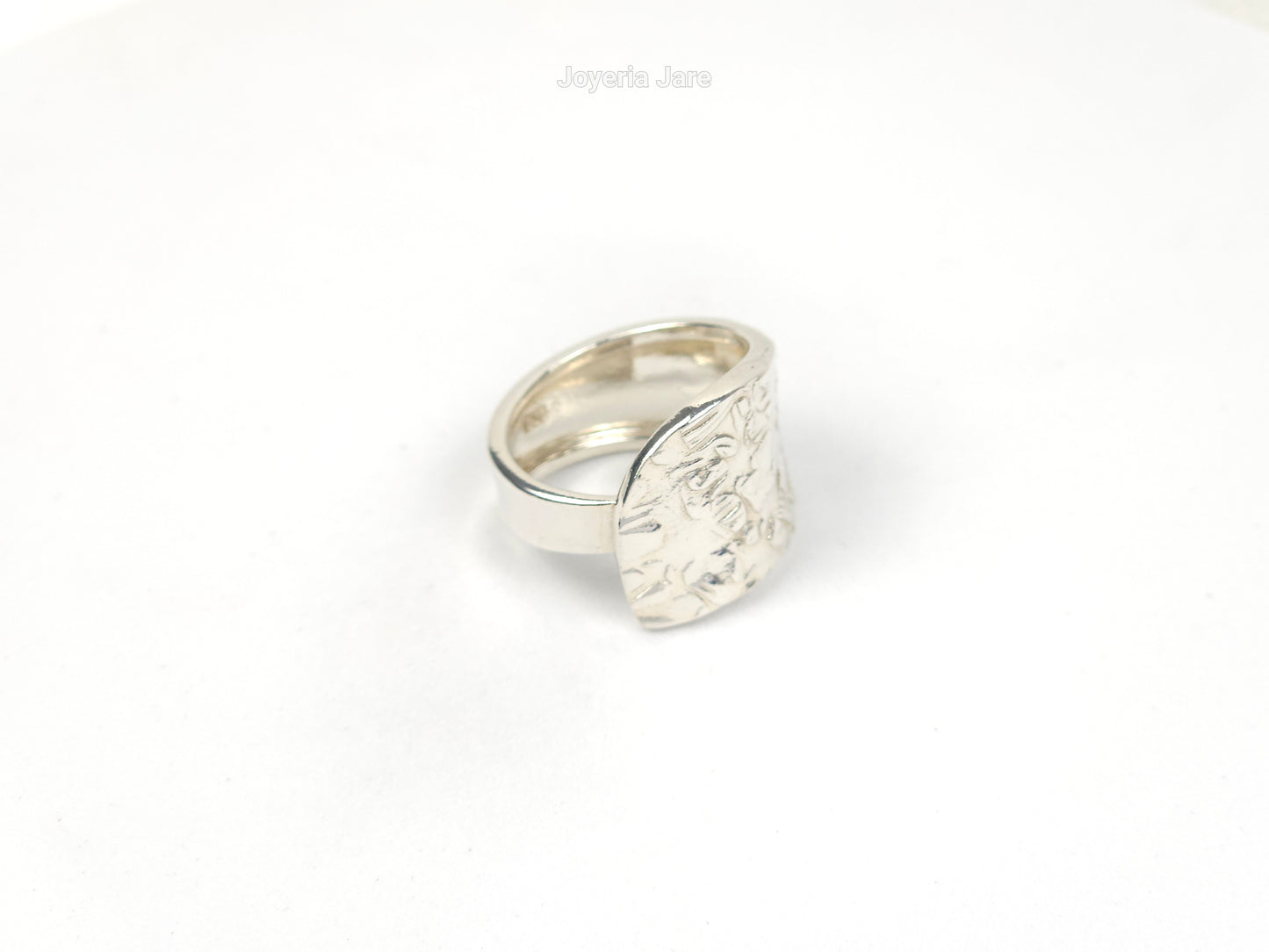 Anillo 126