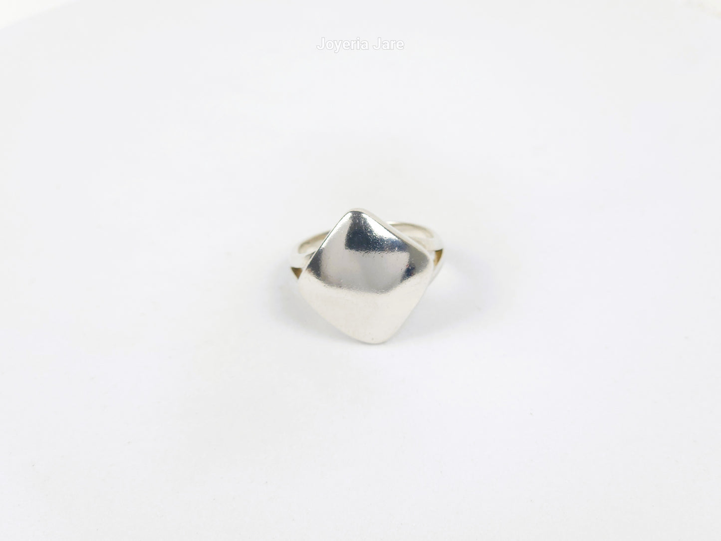 Anillo 17
