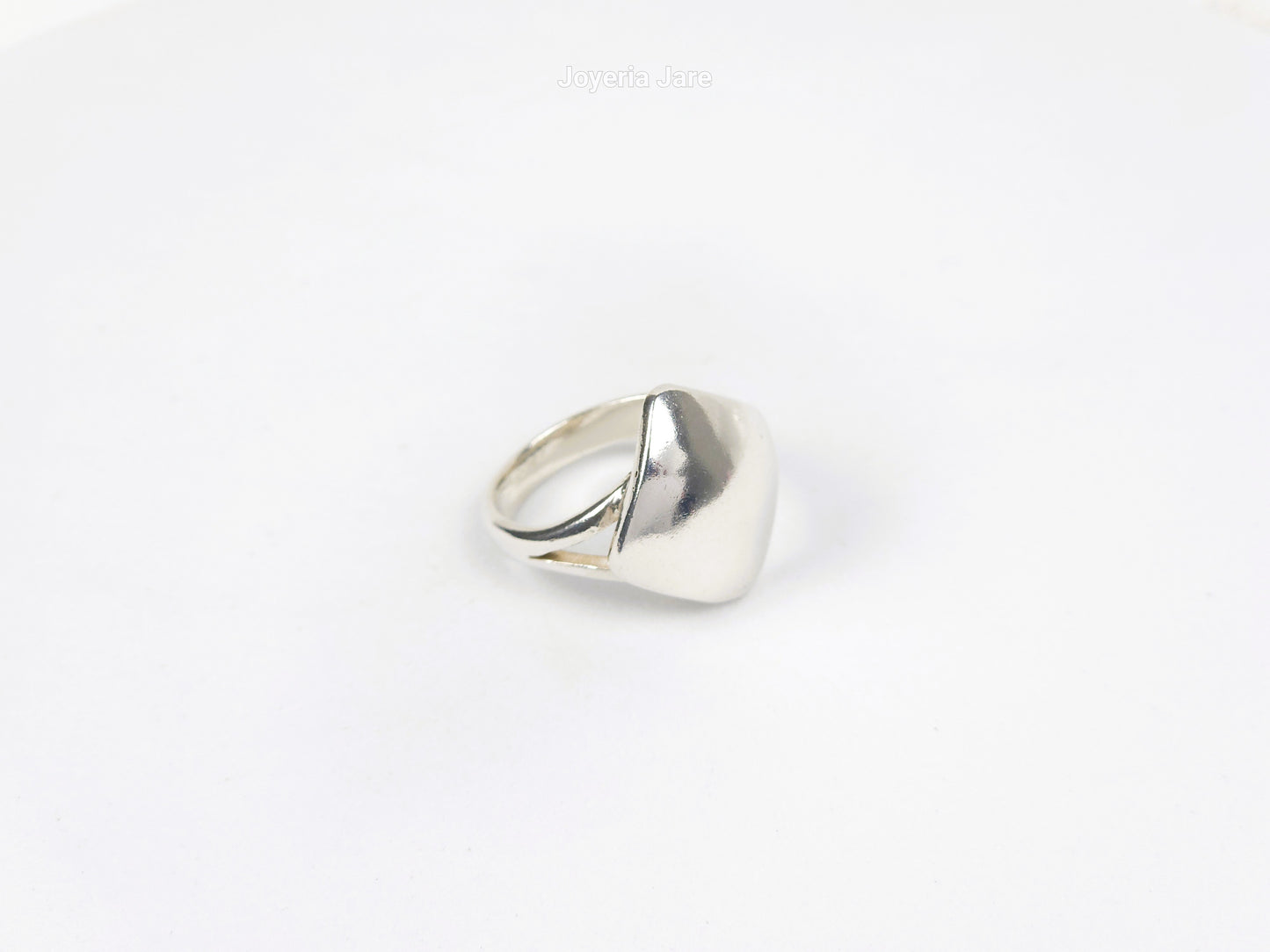 Anillo 17
