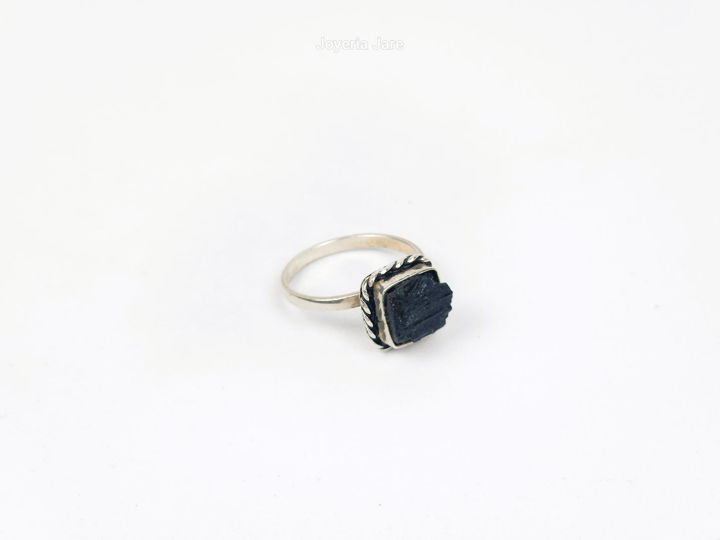 Anillo 23